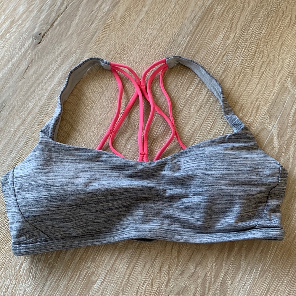 Lululemon free to be wild sports bra size 10